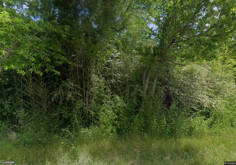 881 Lower Myrick Rd, Laurel, MS 39443 - photo 1