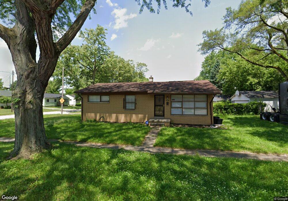 1901 Kent St, Flint, MI 48503 - photo 1