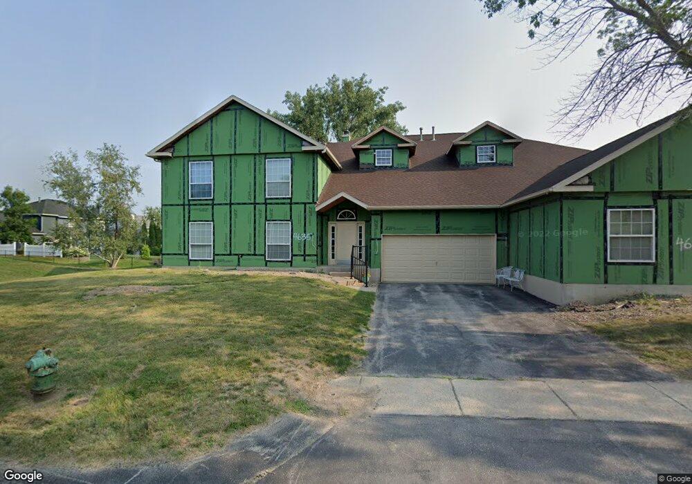 4635 Westchester Dr NE, Cedar Rapids, IA 52402 - photo 1