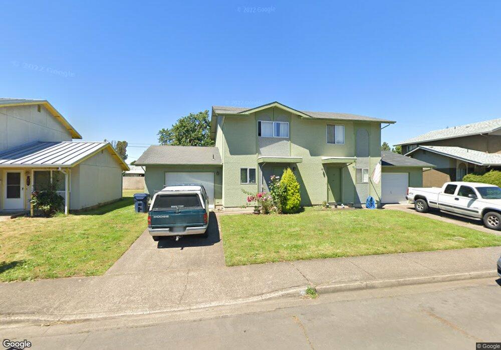 32 V St, Springfield, OR 97477 - photo 1