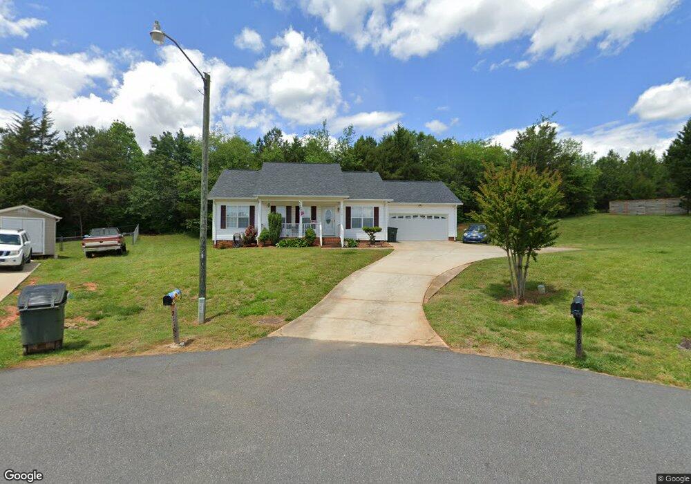 2110 Norwich Ct NW, Conover, NC 28613 - photo 1