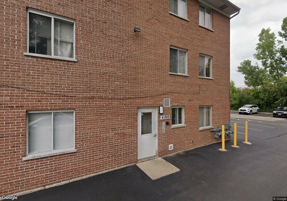 4100 Williamsburg Ct unit 4100, Glenview, IL 60025 - photo 1