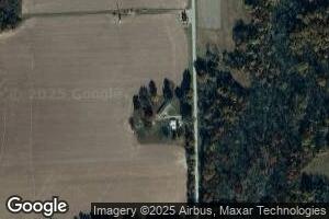 19567 Booth St, Yale, IL 62481