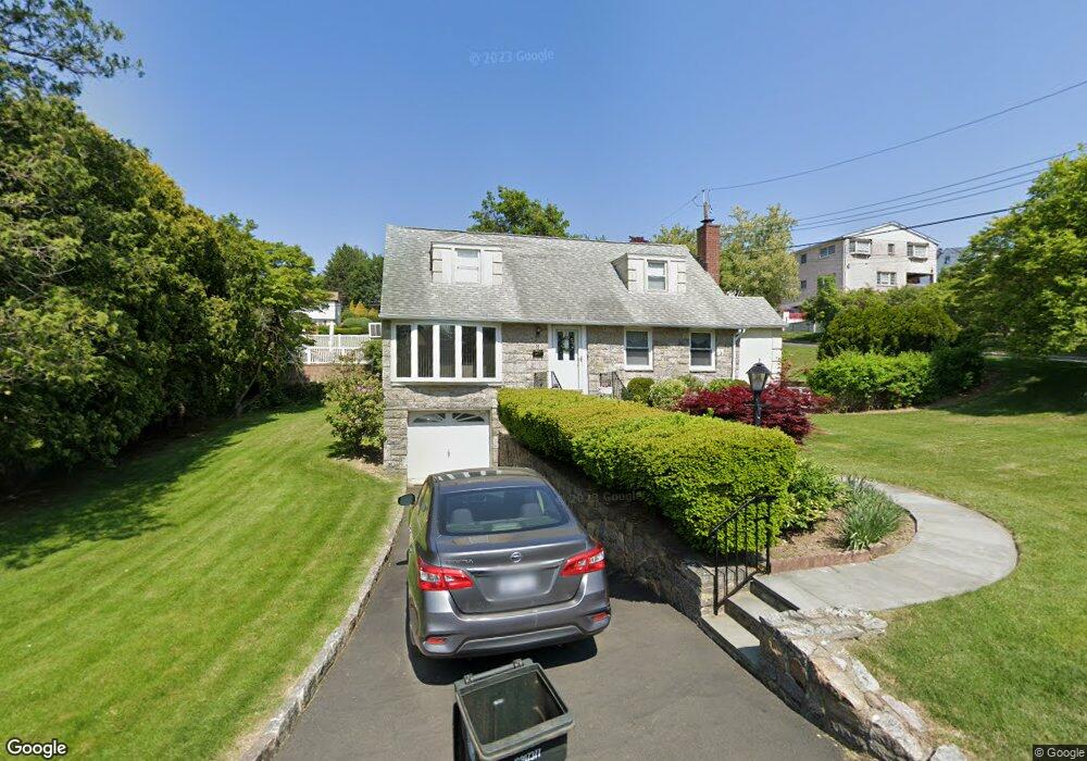 29 Kingston Ave, West Harrison, NY 10604 - photo 1