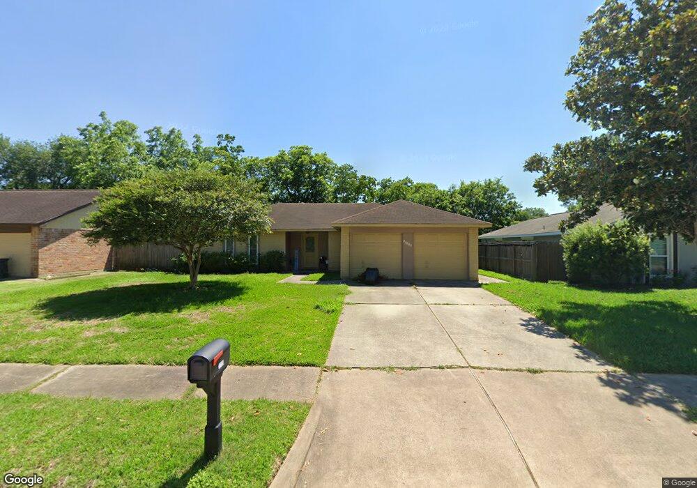 16106 Tibet Rd, Friendswood, TX 77546 - photo 1