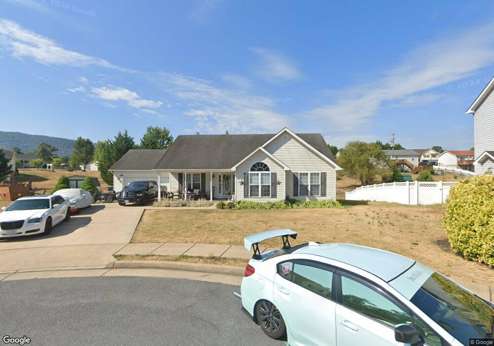 88 Stuart Ct, Strasburg, VA 22657 - photo 1