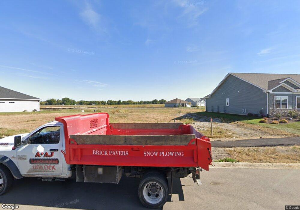 645 Maplewood Cir, Elburn, IL 60119 - photo 1