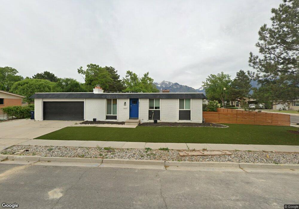 8517 S 560 E, Sandy, UT 84070 - photo 1