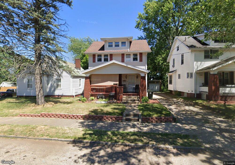 1524 Rowland Ave NE, Canton, OH 44705 - photo 1