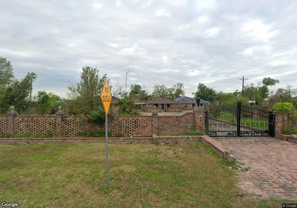 514 Holmes St, Lake Charles, LA 70615 - photo 1