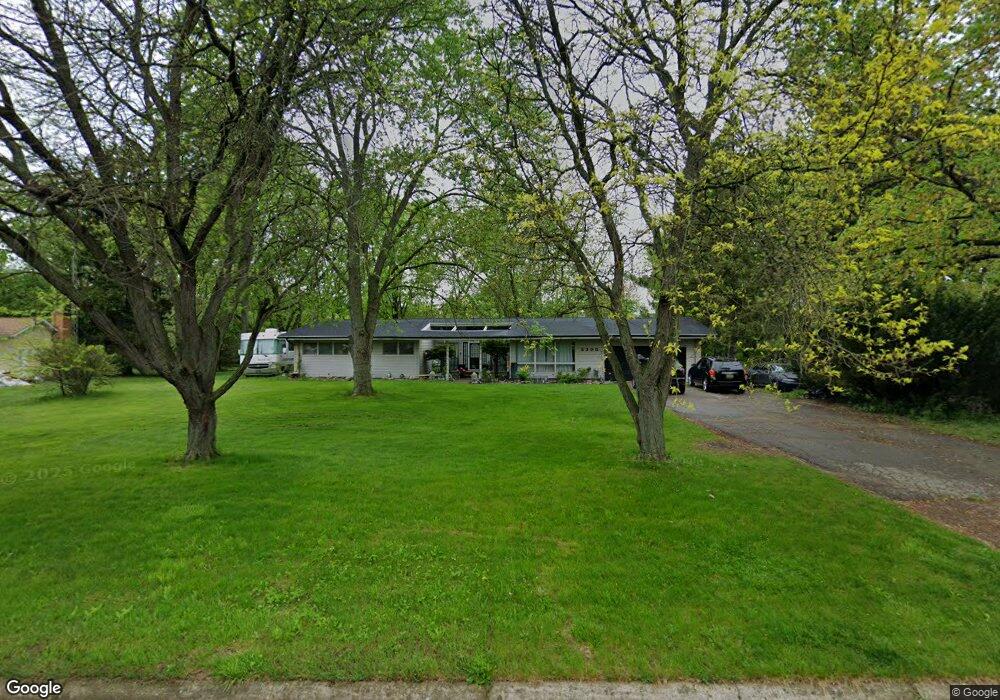 5390 Oaktree Dr, Flint, MI 48532 - photo 1