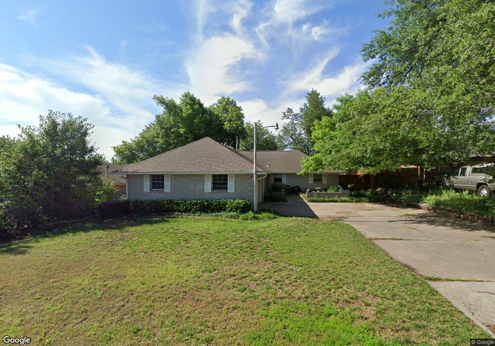 4604 Eastman Dr, Oklahoma City, OK 73122 - photo 1