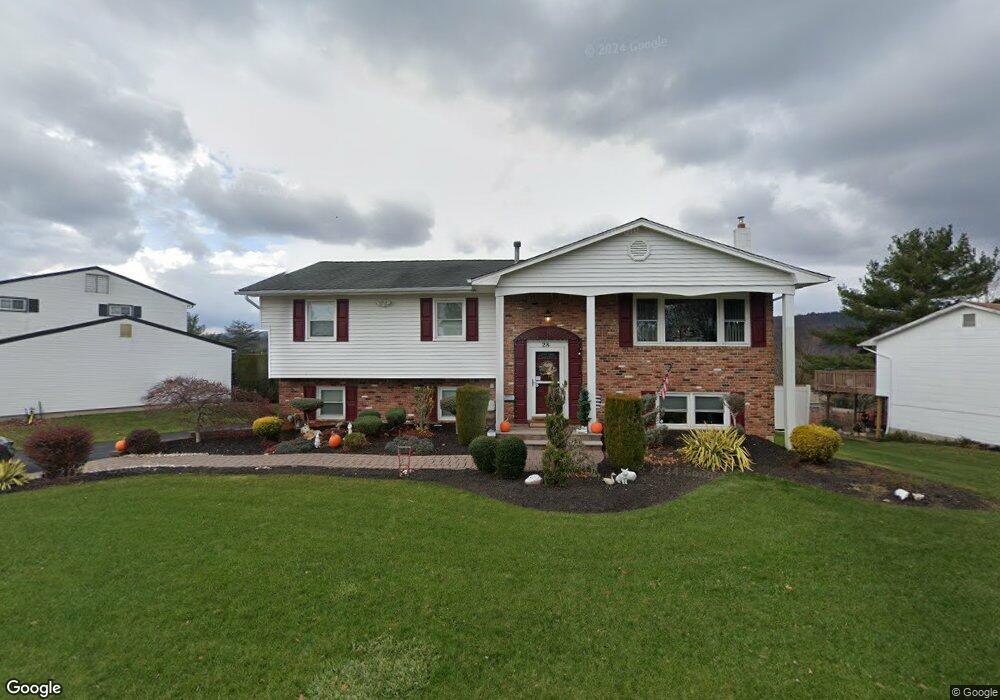 28 Skyline Dr, Thiells, NY 10984 - photo 1