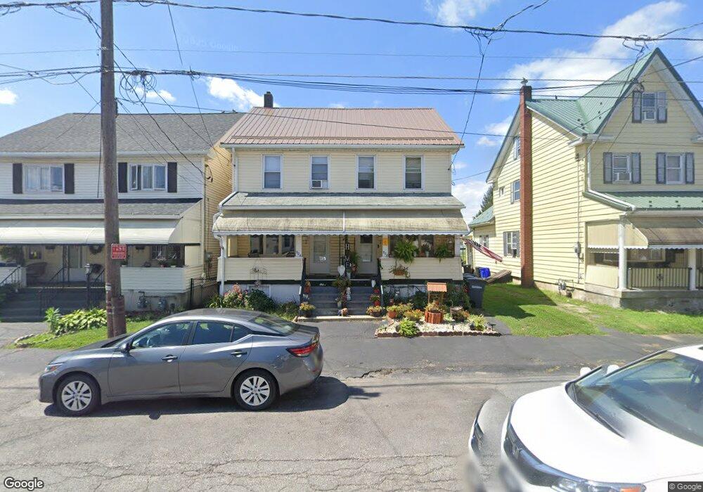 906 N Locust St, Hazleton, PA 18201 - photo 1