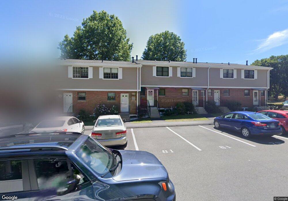 83 Hampton Ct, Newington, CT 06111 - photo 1