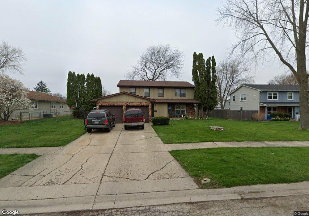870 N Gladstone Ave unit 872, Aurora, IL 60506 - photo 1