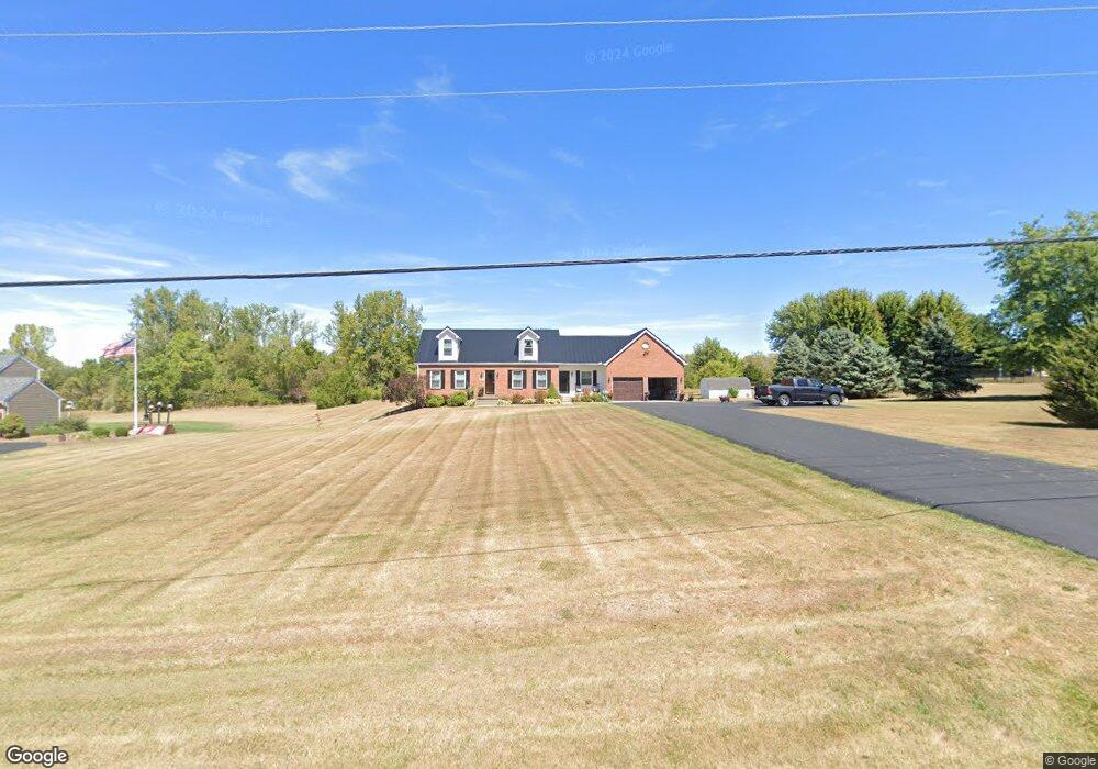 640 Coonpath Rd NE, Lancaster, OH 43130 - photo 1