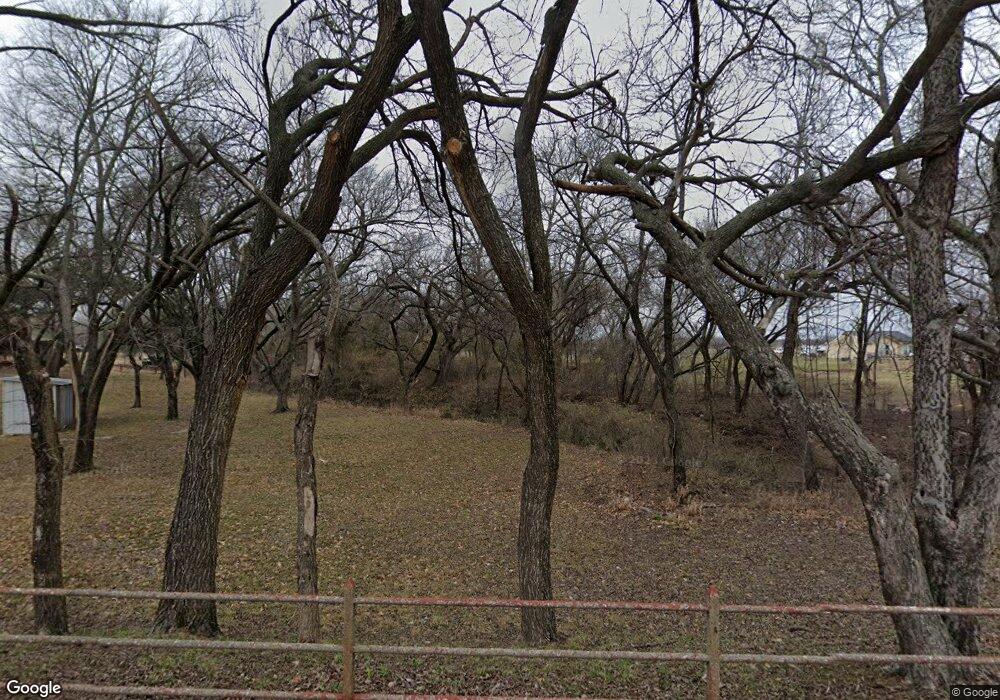 555 Lynch Bend Rd, Springtown, TX 76082 - photo 1