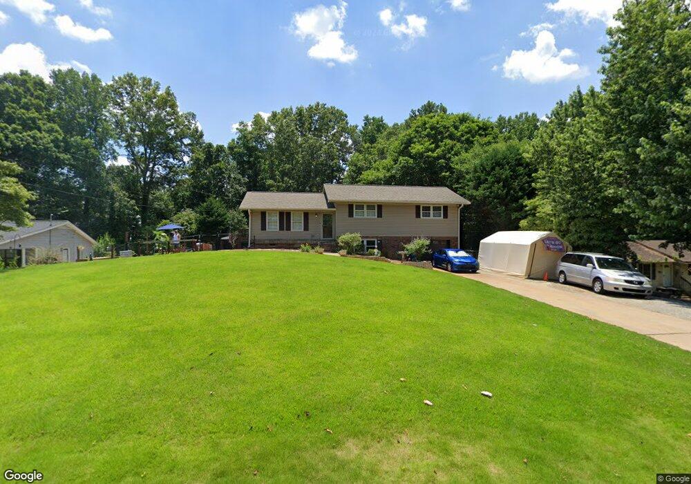 2823 Dunwood Ln, Acworth, GA 30102 - photo 1