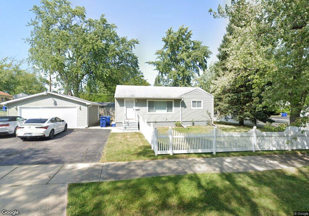 2708 Illini Rd, Waukegan, IL 60087 - photo 1