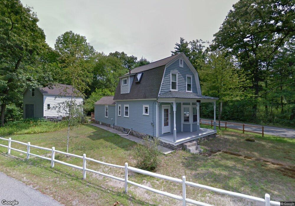 959 Hildreth St, Dracut, MA 01826 - photo 1