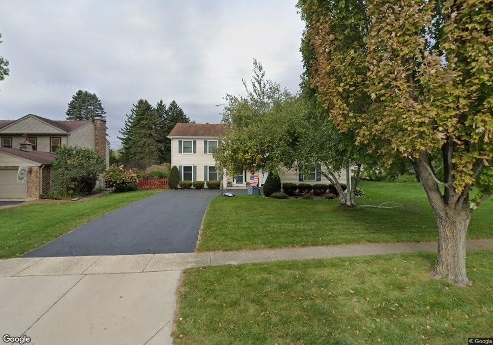 301 Cornell Ln, Algonquin, IL 60102 - photo 1