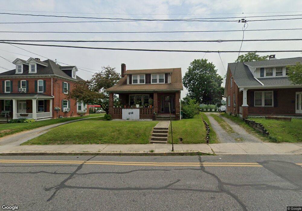 618 Lincoln Way W, Chambersburg, PA 17201 - photo 1