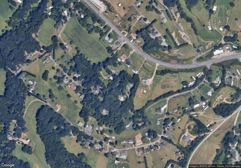 77 Hampton Rd, Leicester, NC 28748 - photo 1