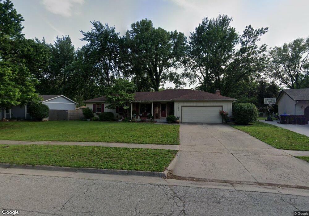 3021 SW 36th St, Topeka, KS 66614 - photo 1