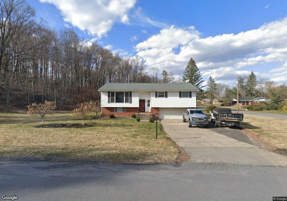300 Sunset Rd, Roaring Brook Township, PA 18444 - photo 1