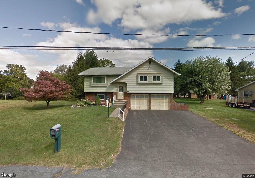 1335 Brookside Rd, Allentown, PA 18106 - photo 1