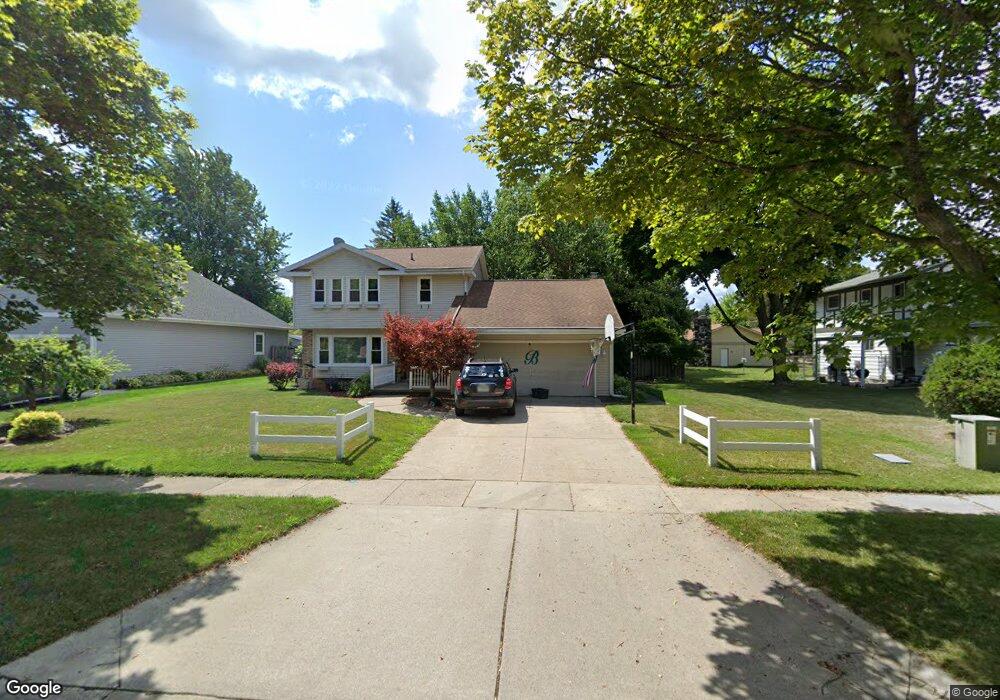 315 Franconian Dr N, Frankenmuth, MI 48734 - photo 1