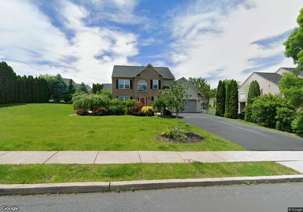 2158 Woodridge Dr, Macungie, PA 18062 - photo 1