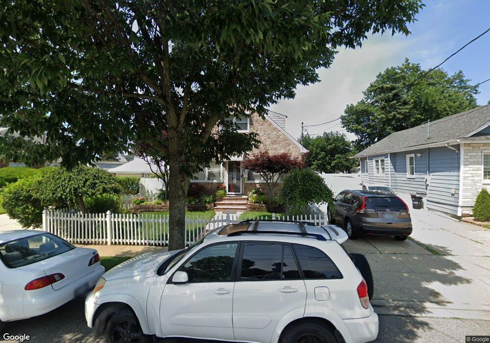 255 Rutland Rd, Freeport, NY 11520 - photo 1