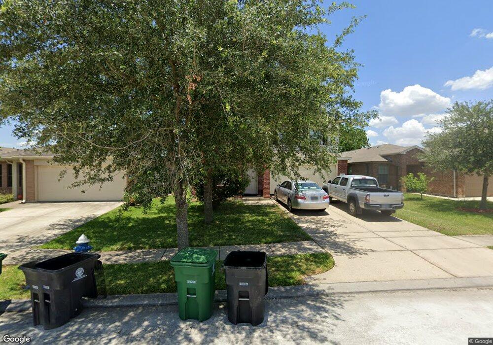 8915 Spurflower Path Ln, Houston, TX 77075 - photo 1