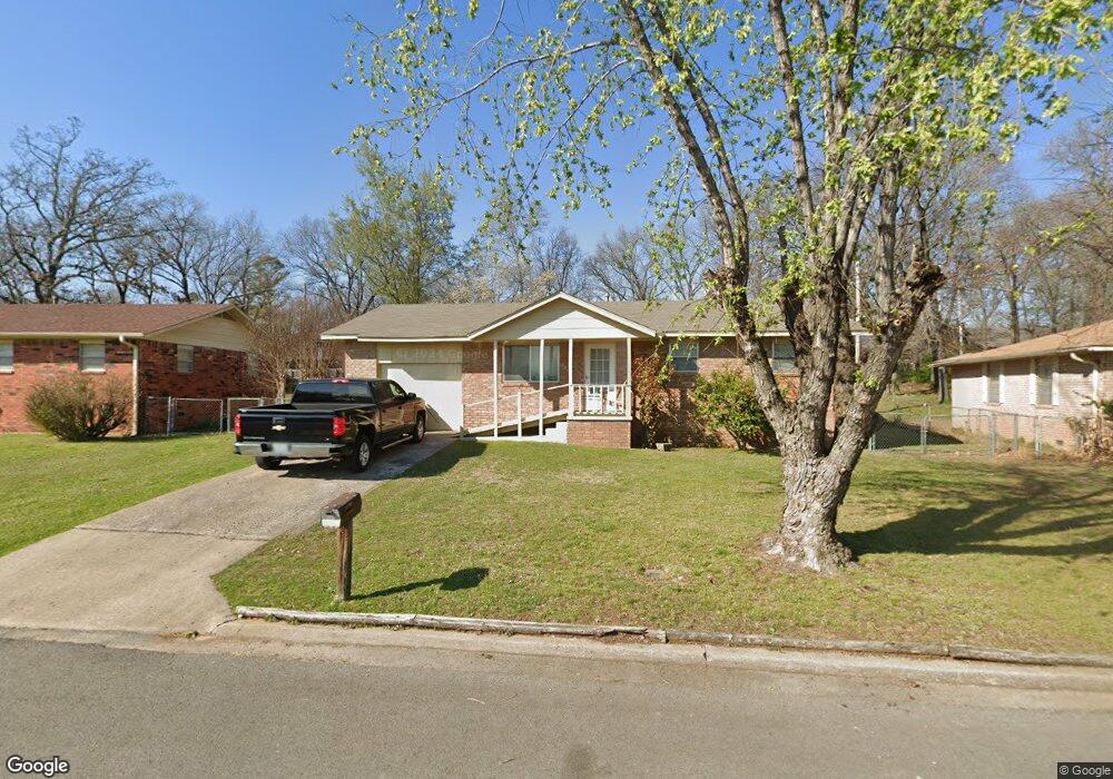 329 Tanglewood Dr, Tahlequah, OK 74464 - photo 1