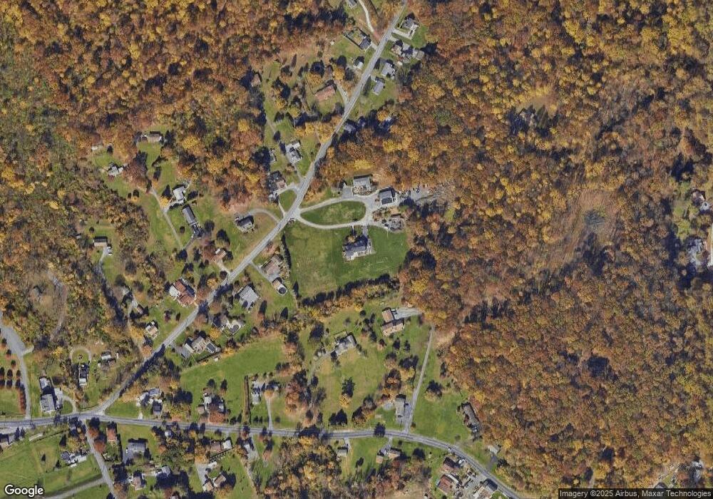 4 Sottosanti Ct, Temple, PA 19560 - photo 1