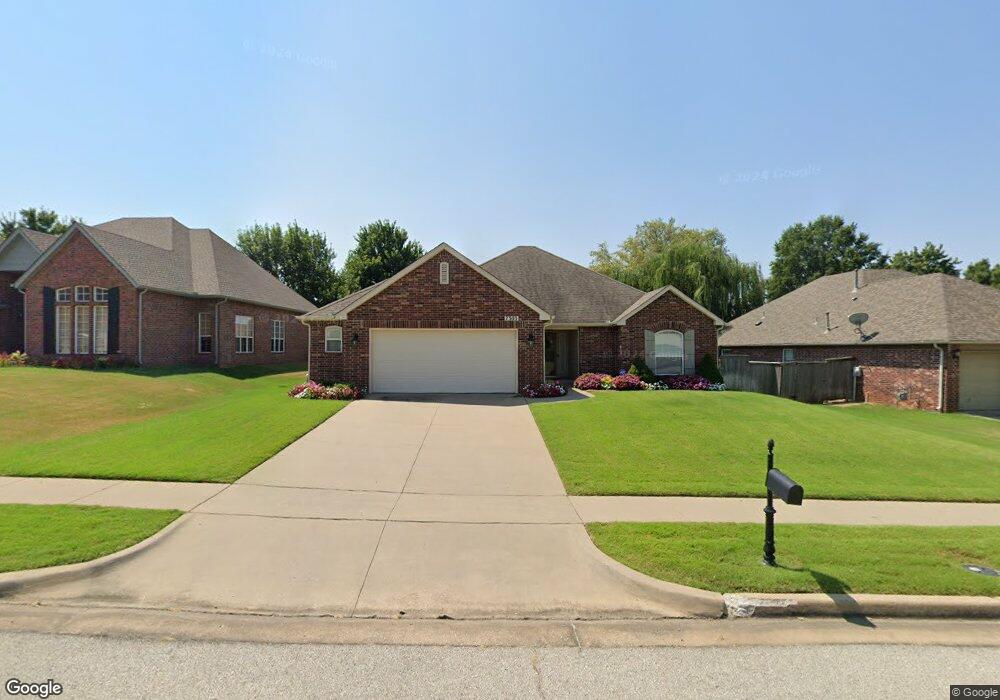 7303 E Jackson Place, Broken Arrow, OK 74014 - photo 1