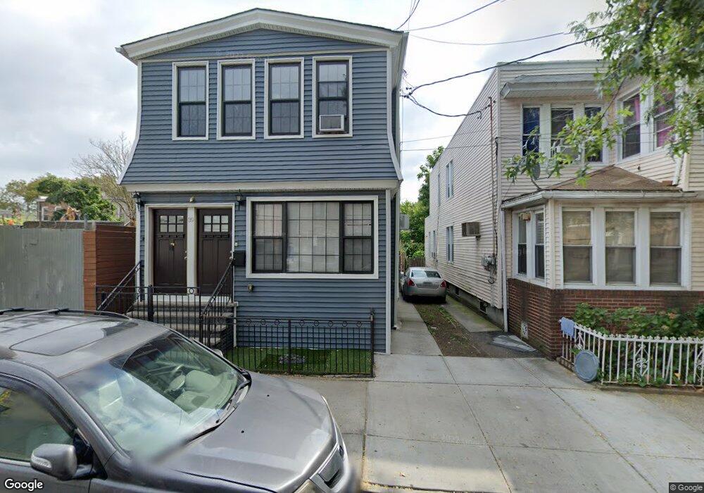 39 Lincoln Ave unit 2, Brooklyn, NY 11208 - photo 1