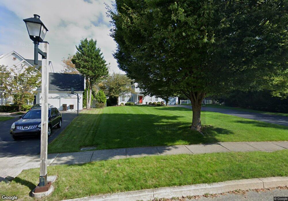 210 Pointer Ct, Chalfont, PA 18914 - photo 1