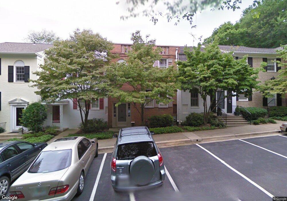 3585 Hamlet Place, Chevy Chase, MD 20815 - photo 1