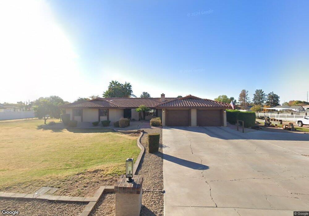 2129 E Vaughn Ave, Gilbert, AZ 85234 - photo 1