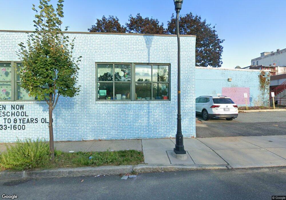 255 Appleton St, Holyoke, MA 01040 - photo 1