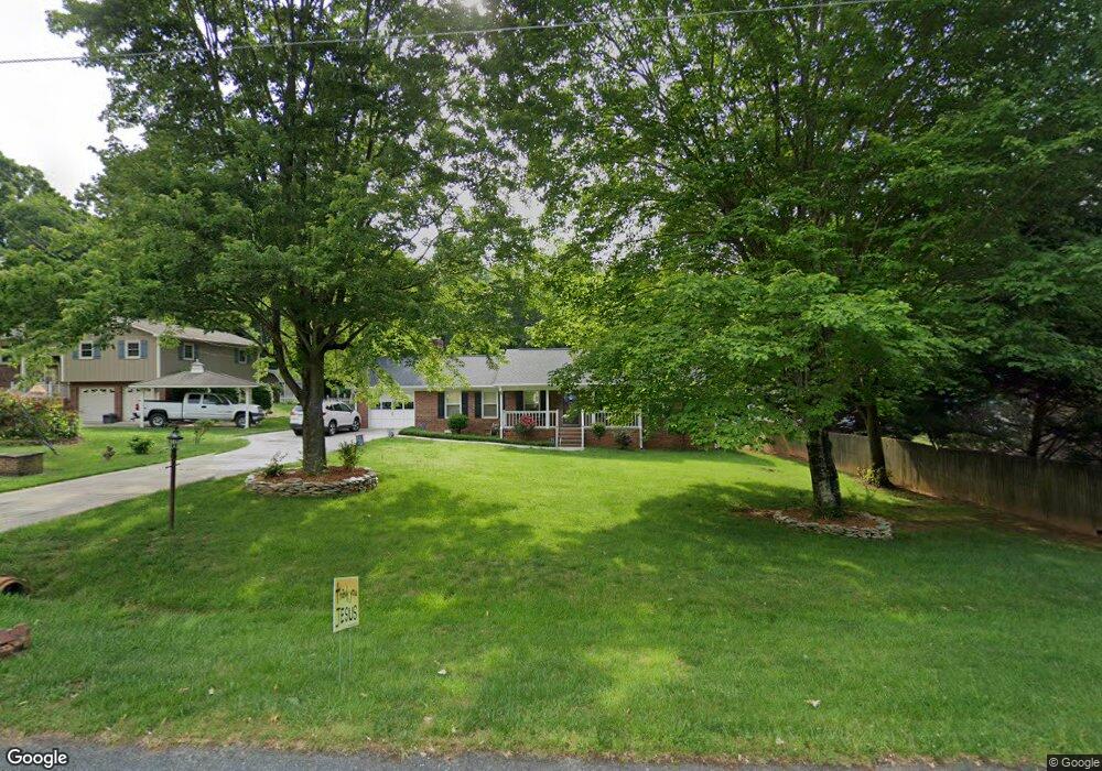 665 Cardinal St, Asheboro, NC 27205 - photo 1