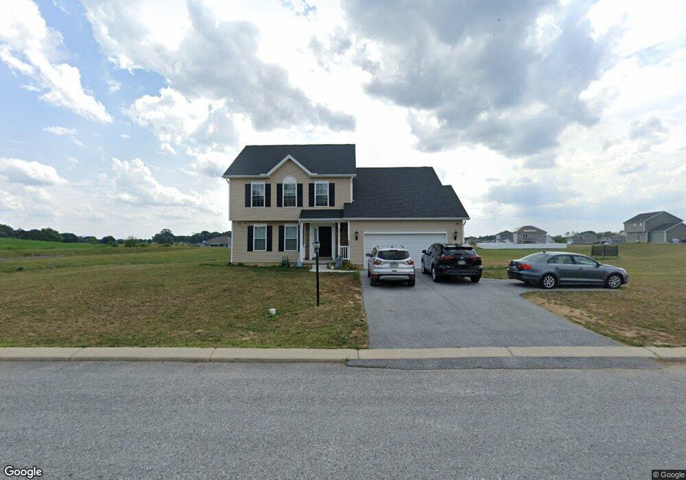 145 Vintage Ln, Hanover, PA 17331 - photo 1