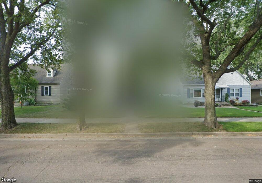 715 N Franklin St, New Ulm, MN 56073 - photo 1