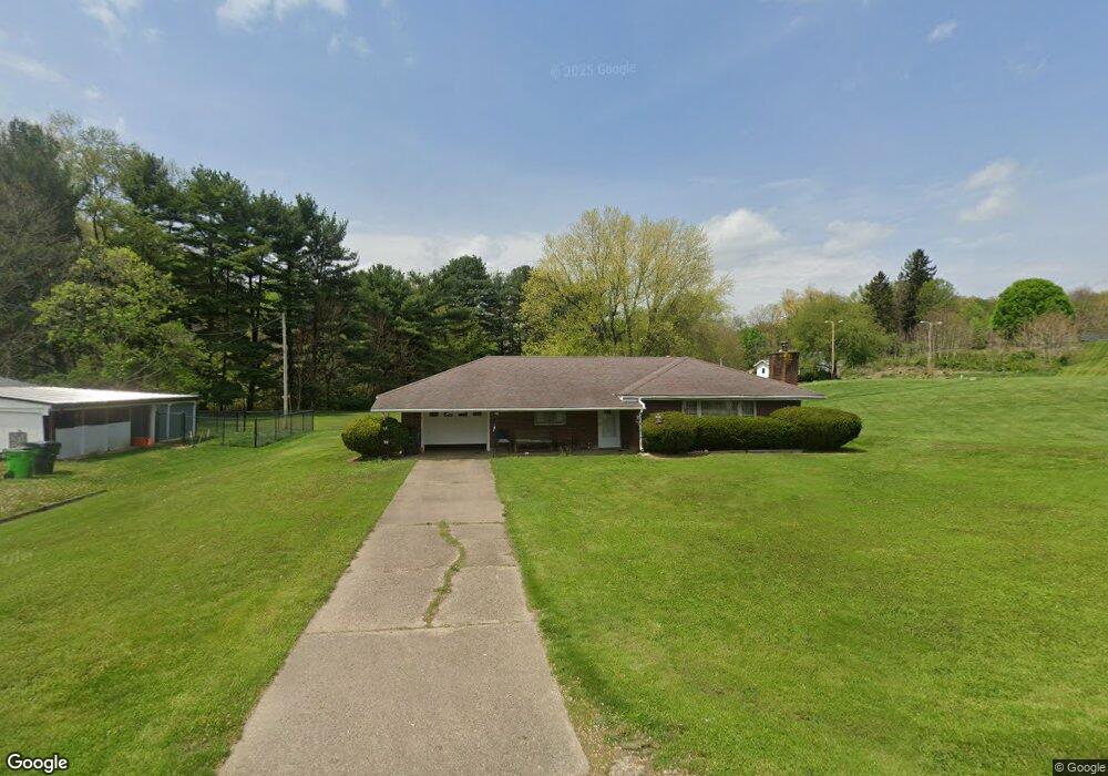 79 S Whitewoman St, Coshocton, OH 43812 - photo 1