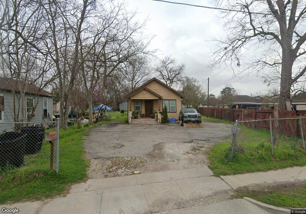 7018 Fulton St, Houston, TX 77022 - photo 1