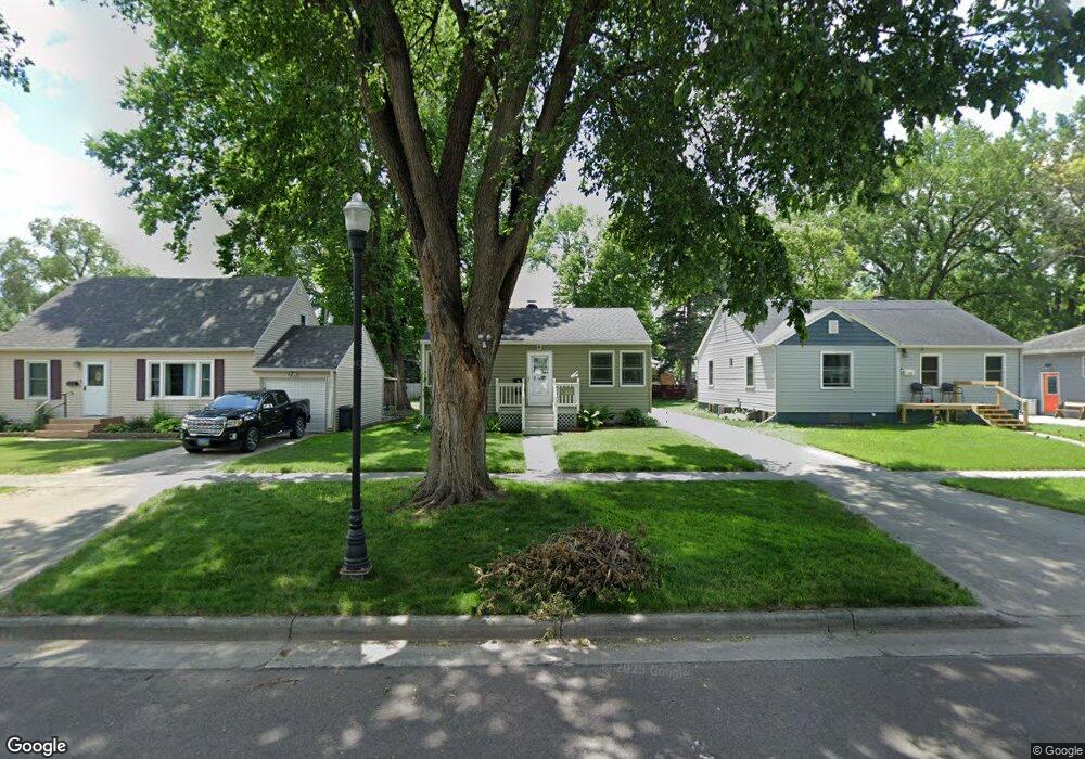 1626 6th Ave S, Fargo, ND 58103 - photo 1