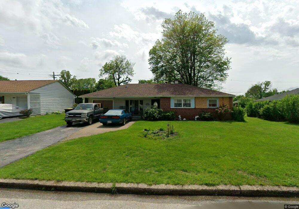 210 Oak Tree Rd, Norristown, PA 19401 - photo 1